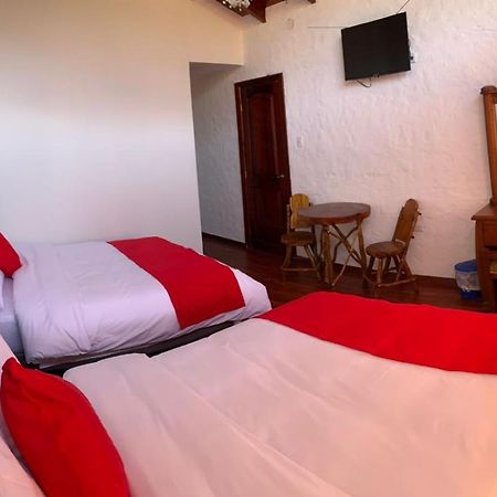 Hosteria La Chorrera Quito Bagian luar foto